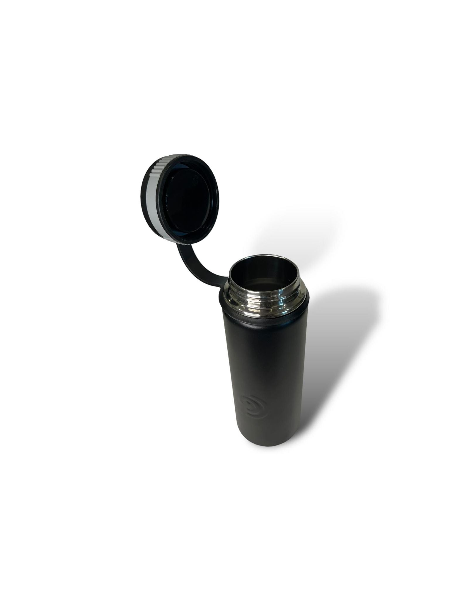 black 750ml 25oz stainless steel double insulated water bottle and sports lid open with long straw engravable