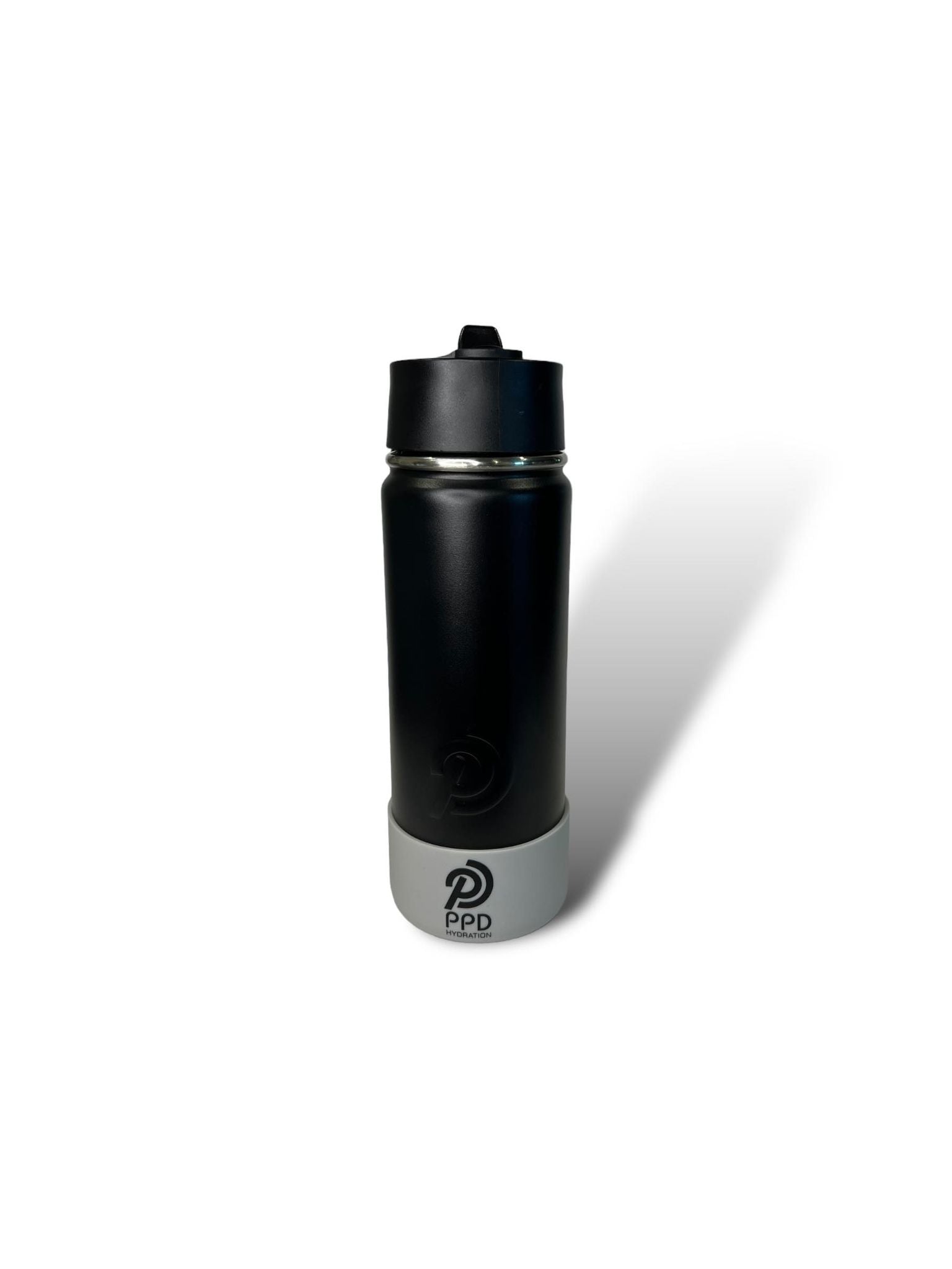 black 750ml 25oz stainless steel double insulated water bottle with white and grey bumper and sports lid with long straw engravable